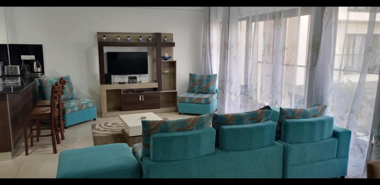 Mahina Sunset Heights Apartment Flic en Flac Ngoại thất bức ảnh
