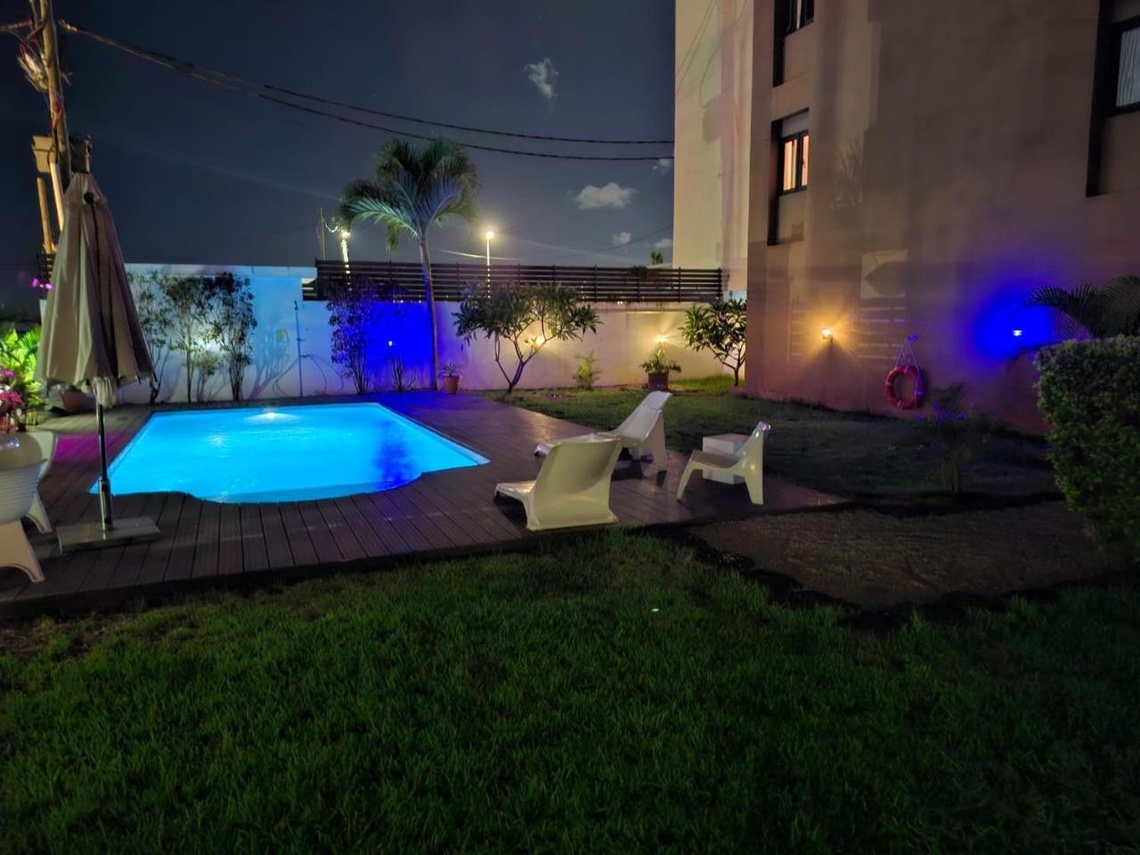 Mahina Sunset Heights Apartment Flic en Flac Ngoại thất bức ảnh