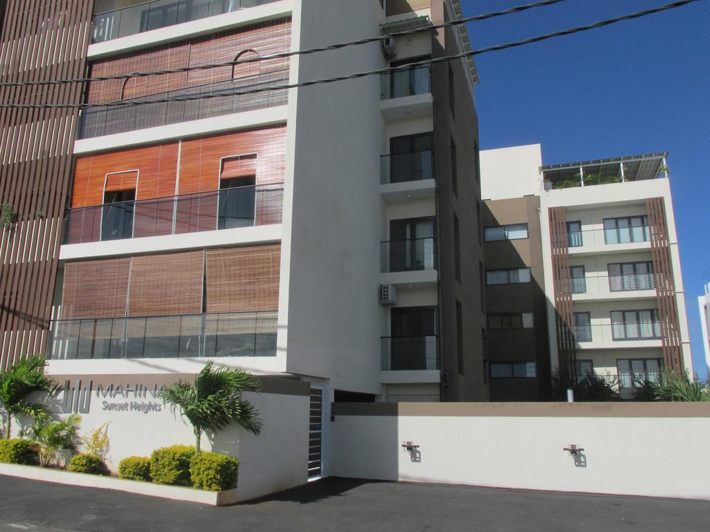 Mahina Sunset Heights Apartment Flic en Flac Ngoại thất bức ảnh