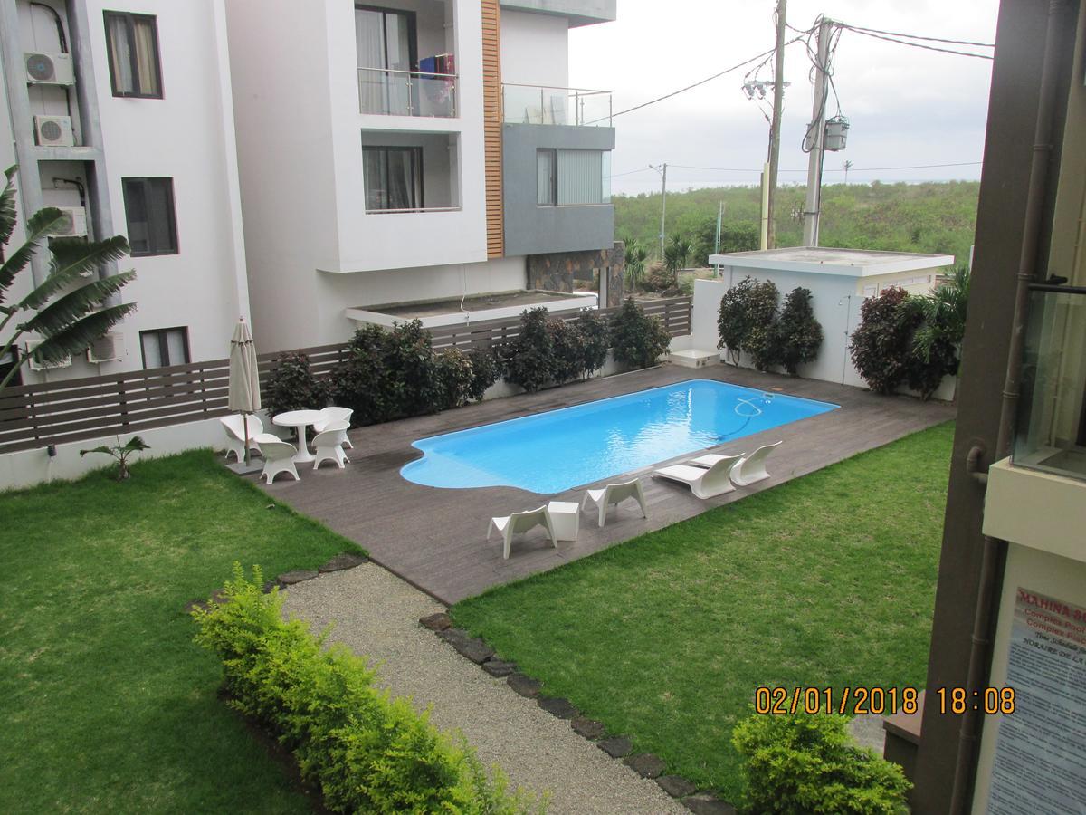 Mahina Sunset Heights Apartment Flic en Flac Ngoại thất bức ảnh