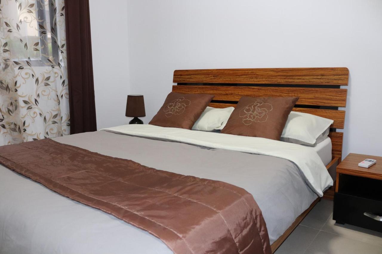 Mahina Sunset Heights Apartment Flic en Flac Ngoại thất bức ảnh
